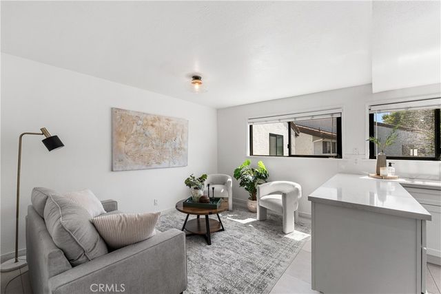 21545 Erwin 96, Woodland Hills, CA 91367