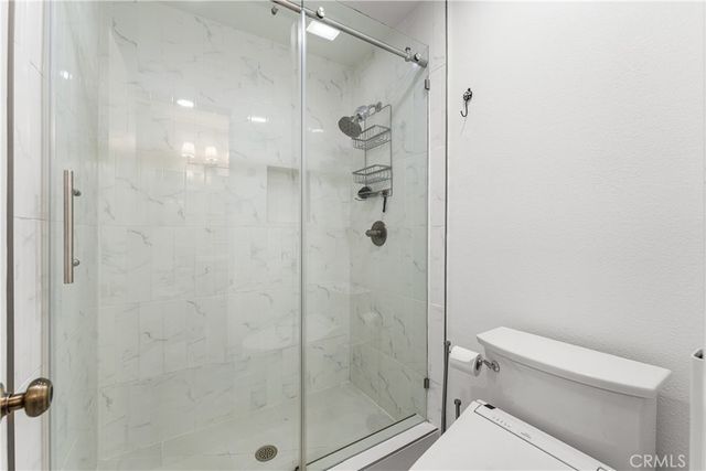 21545 Erwin 96, Woodland Hills, CA 91367