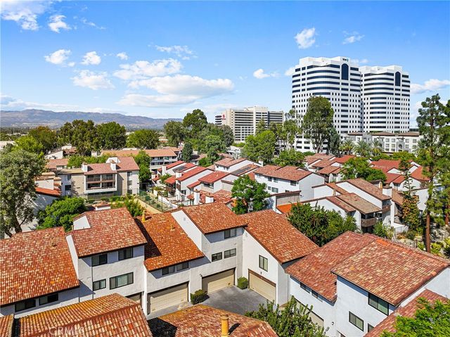 21545 Erwin 96, Woodland Hills, CA 91367
