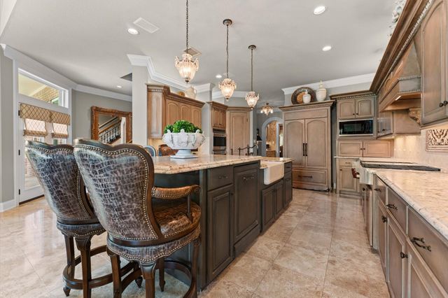 4 Ellicott Way, Sugar Land, TX 77479