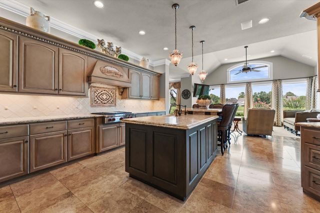4 Ellicott Way, Sugar Land, TX 77479
