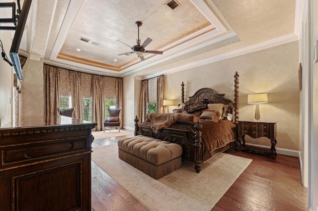 4 Ellicott Way, Sugar Land, TX 77479