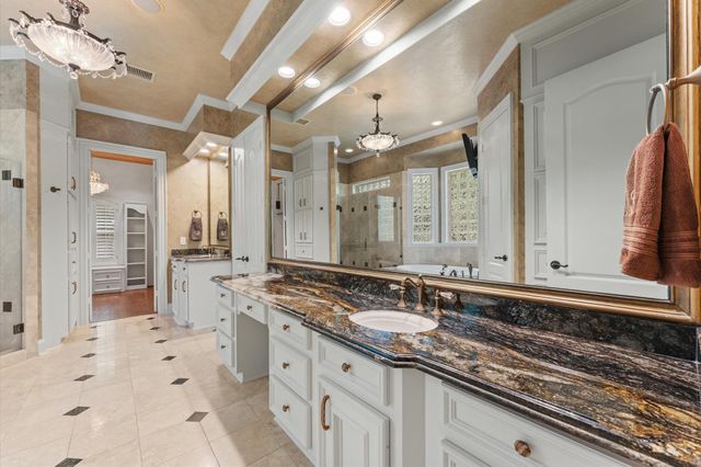 4 Ellicott Way, Sugar Land, TX 77479