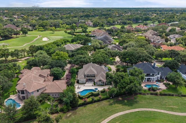 4 Ellicott Way, Sugar Land, TX 77479
