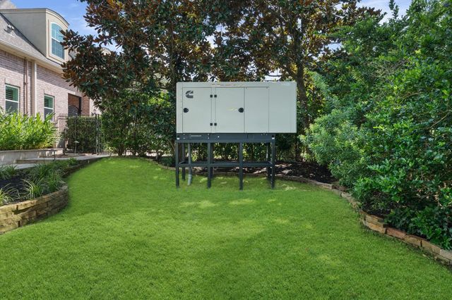 4 Ellicott Way, Sugar Land, TX 77479