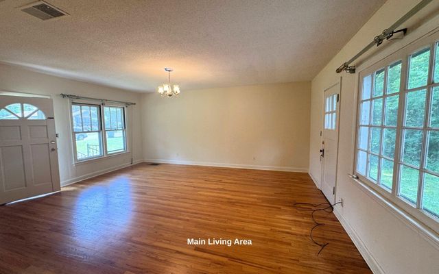 19 N Parkdale Avenue, Chattanooga, TN 37411