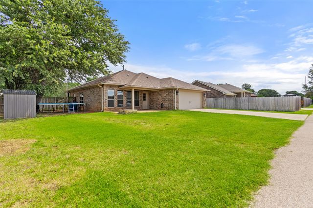13835 County Road 4200, Lindale, TX 75771