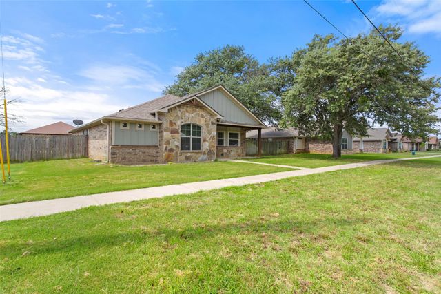 13835 County Road 4200, Lindale, TX 75771