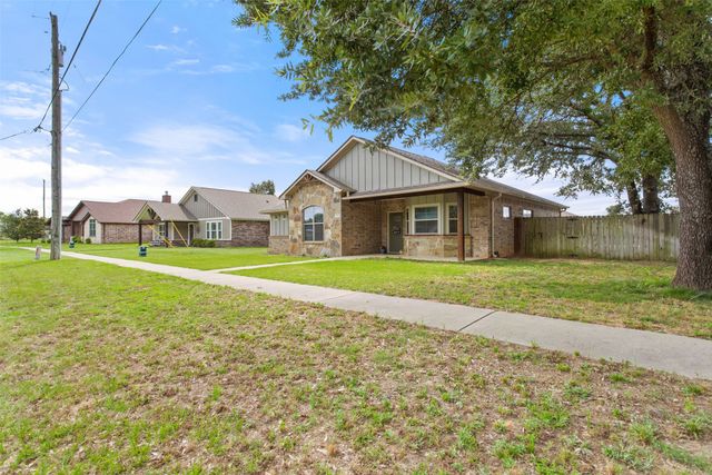 13835 County Road 4200, Lindale, TX 75771