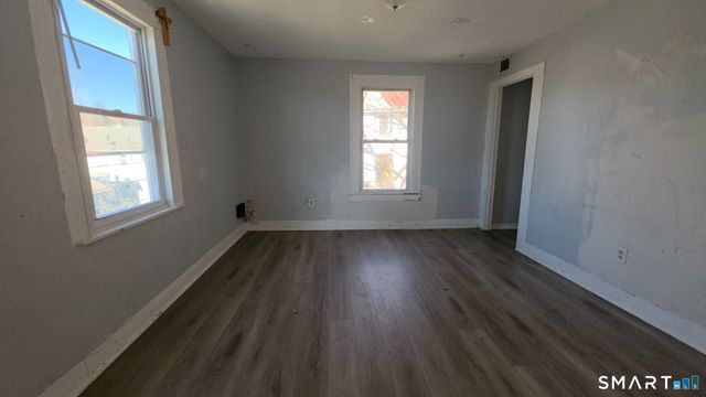 230 Bishop Street, Waterbury, CT 06704