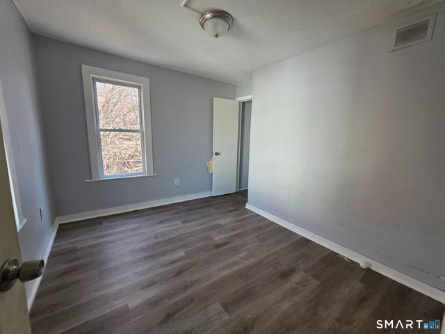 230 Bishop Street, Waterbury, CT 06704