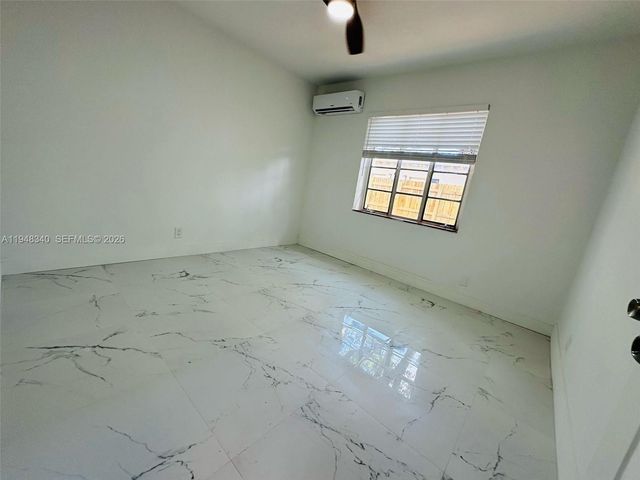 407 SE 14th Ct 2, Fort Lauderdale, FL 33316