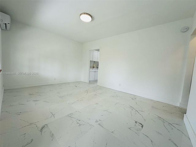 407 SE 14th Ct 2, Fort Lauderdale, FL 33316