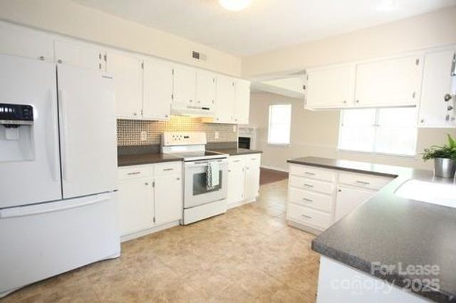 12627 Delman Lane, Pineville, NC 28134