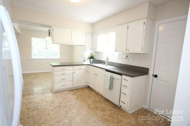 12627 Delman Lane, Pineville, NC 28134