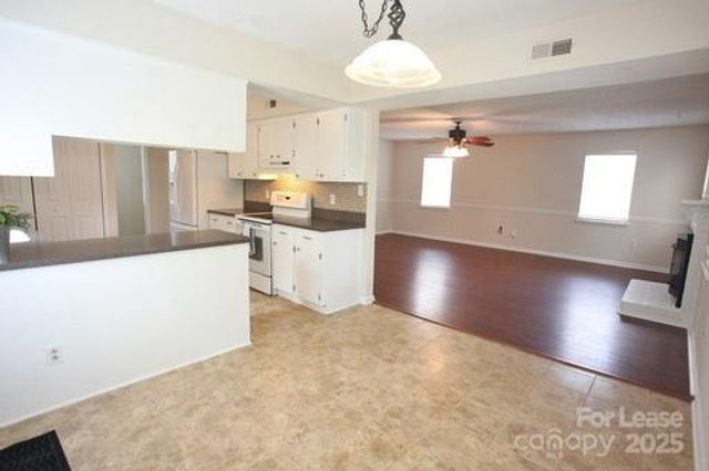 12627 Delman Lane, Pineville, NC 28134