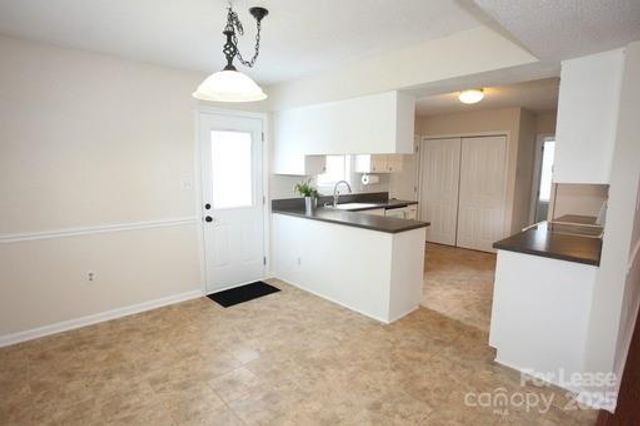 12627 Delman Lane, Pineville, NC 28134