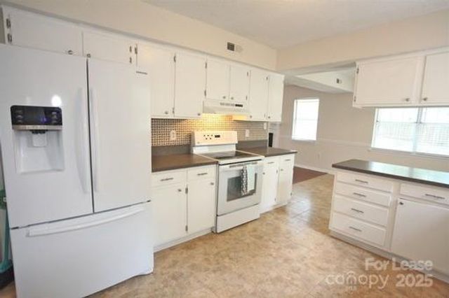 12627 Delman Lane, Pineville, NC 28134