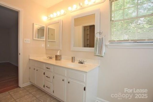 12627 Delman Lane, Pineville, NC 28134