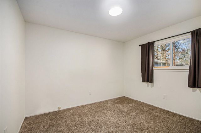 23628 Champaign Street, Taylor, MI 48180