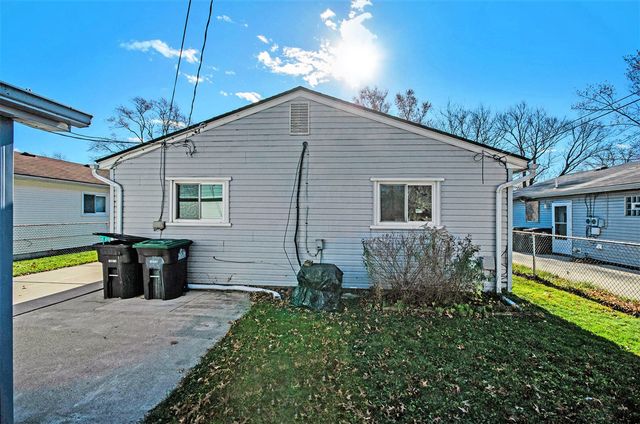 23628 Champaign Street, Taylor, MI 48180
