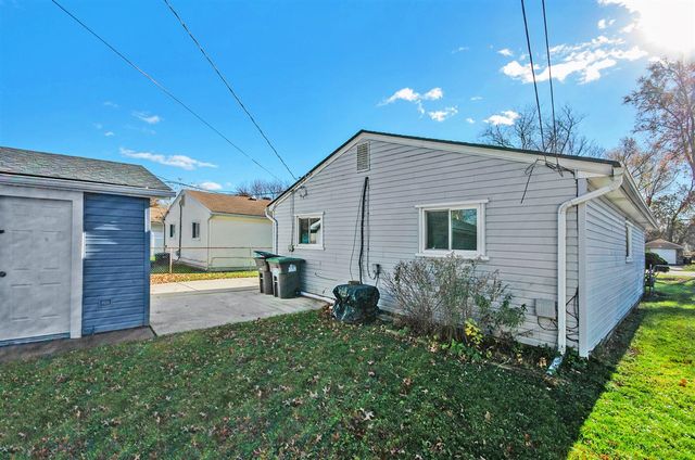 23628 Champaign Street, Taylor, MI 48180