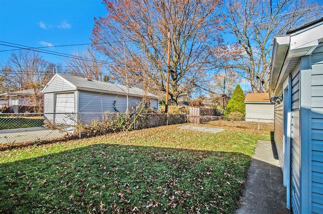 23628 Champaign Street, Taylor, MI 48180