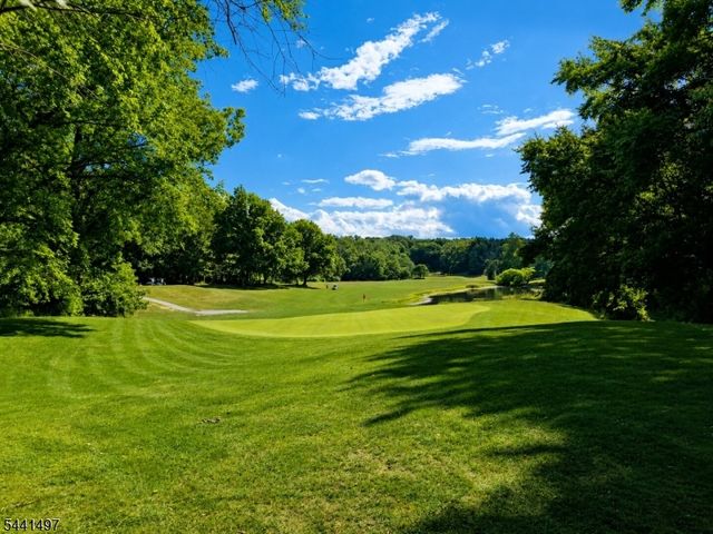 365 Lake Shore South B, Montague Twp., NJ 07827