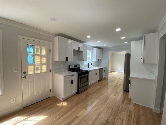 1855 Big Haynes Court, Grayson, GA 30017