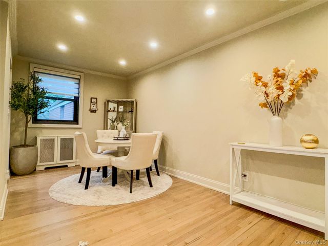 17-76 166 Street Fl-2, Whitestone, NY 11357