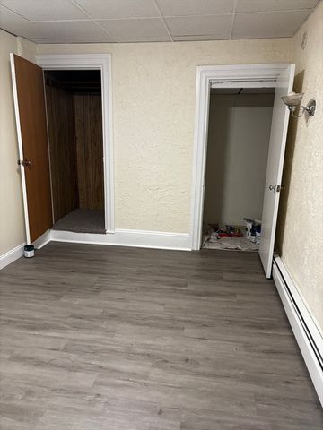 16 Gilkey 1, Watertown, MA 02472