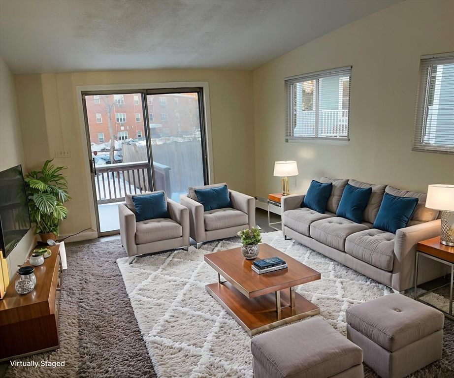 16 Gilkey 1, Watertown, MA 02472