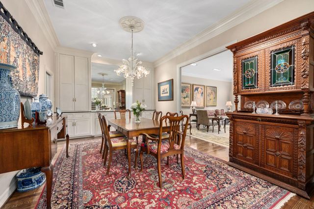 2716 Hillview Green LN, Austin, TX 78703