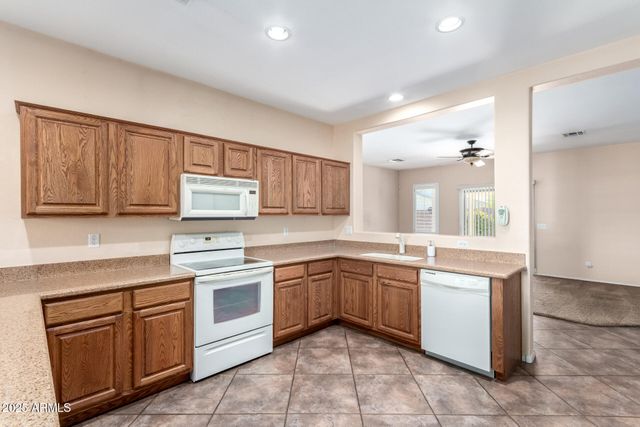 17639 W CARIBBEAN Lane, Surprise, AZ 85388