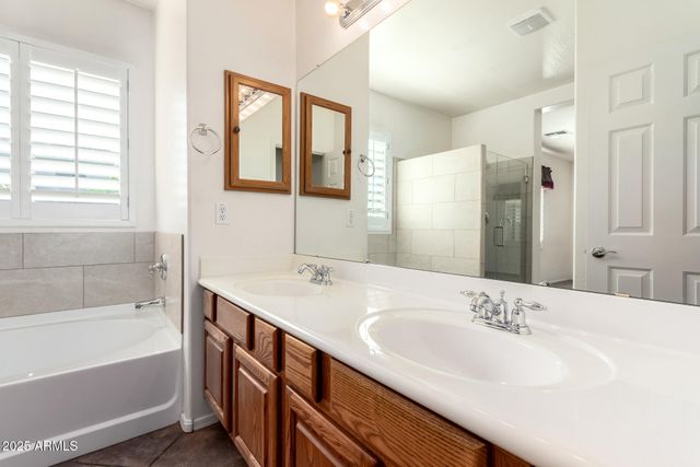 17639 W CARIBBEAN Lane, Surprise, AZ 85388