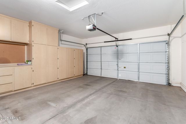 17639 W CARIBBEAN Lane, Surprise, AZ 85388