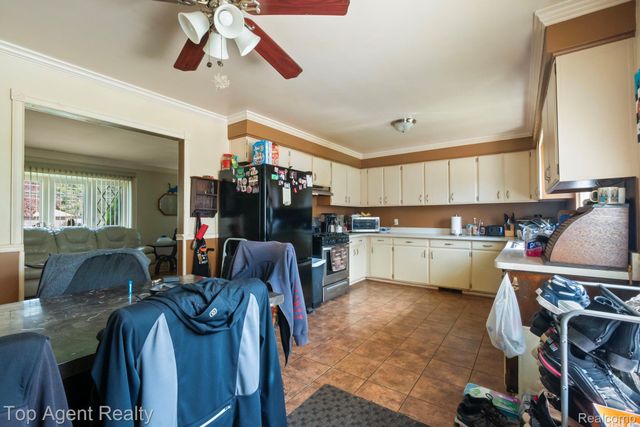 54951 Ridge Road, New Baltimore, MI 48047