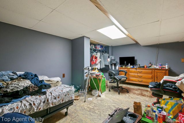54951 Ridge Road, New Baltimore, MI 48047