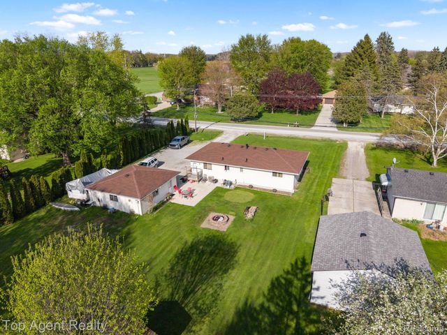 54951 Ridge Road, New Baltimore, MI 48047