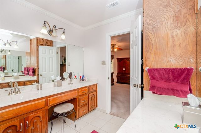 1705 Redwood Drive, Harker Heights, TX 76548