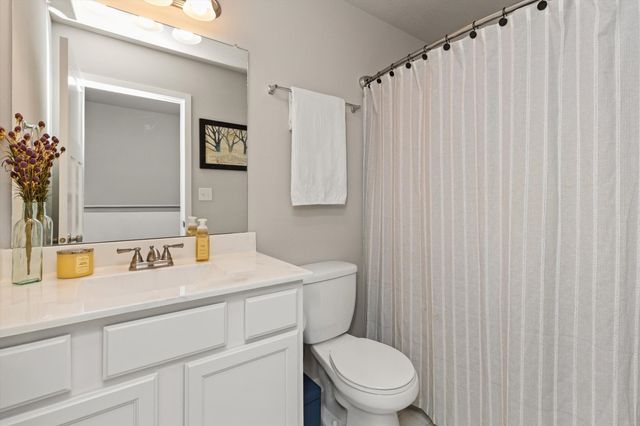 18126 Alpine Drive, Clive, IA 50325