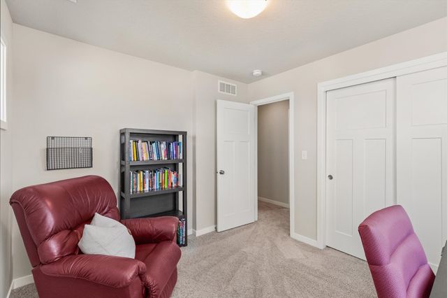 18126 Alpine Drive, Clive, IA 50325