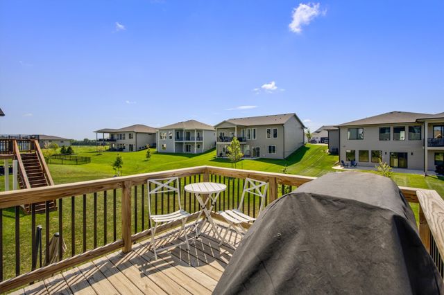 18126 Alpine Drive, Clive, IA 50325
