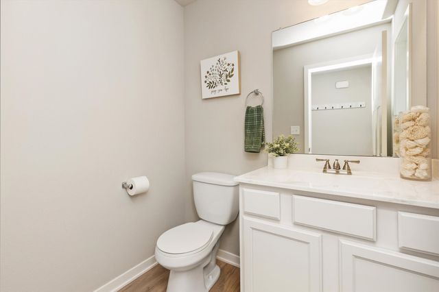 18126 Alpine Drive, Clive, IA 50325