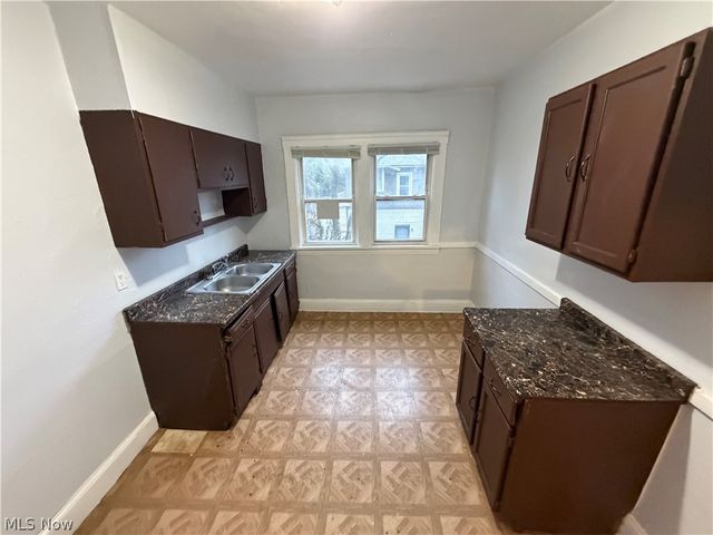 10724 Gooding Avenue, Cleveland, OH 44108