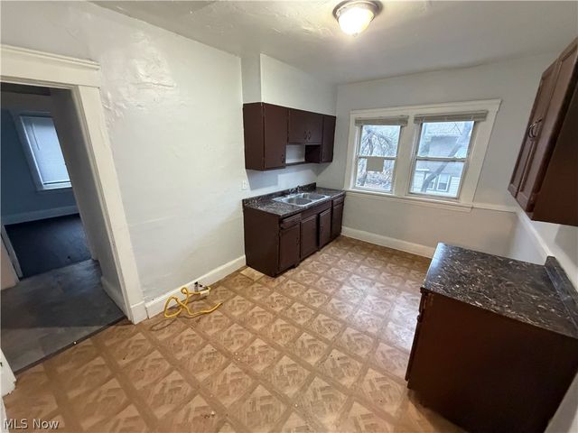 10724 Gooding Avenue, Cleveland, OH 44108