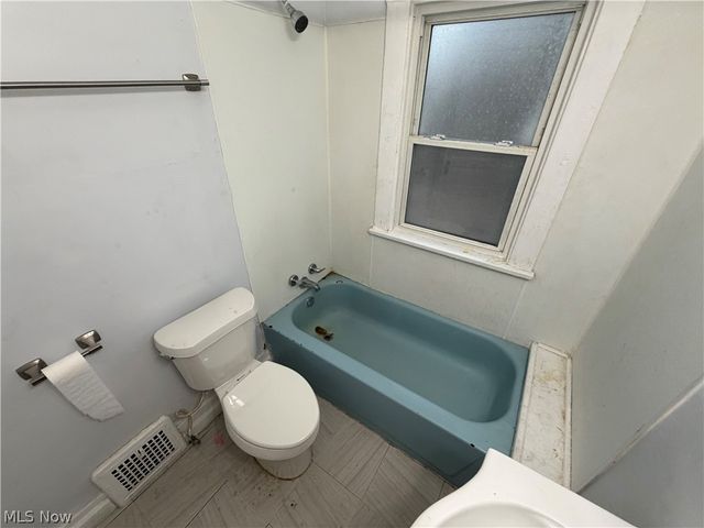 10724 Gooding Avenue, Cleveland, OH 44108