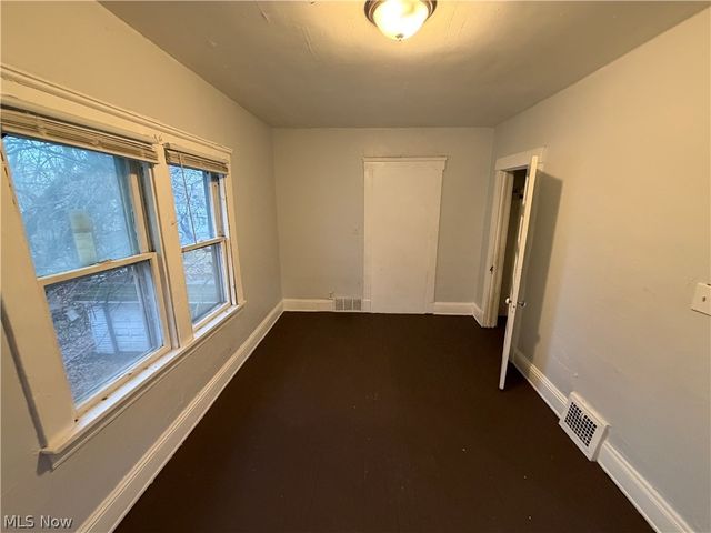 10724 Gooding Avenue, Cleveland, OH 44108