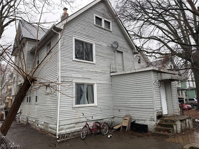 10724 Gooding Avenue, Cleveland, OH 44108