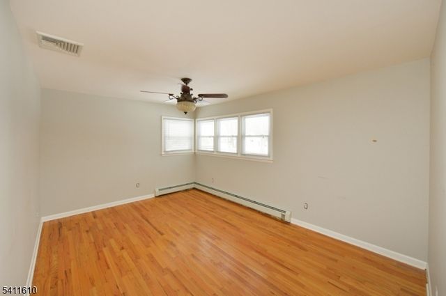 14 Little Ln, Roxbury Twp., NJ 07885